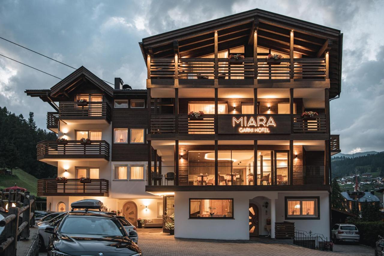 Garni Hotel Miara - Your Dolomites Home Selva di Val Gardena Luaran gambar