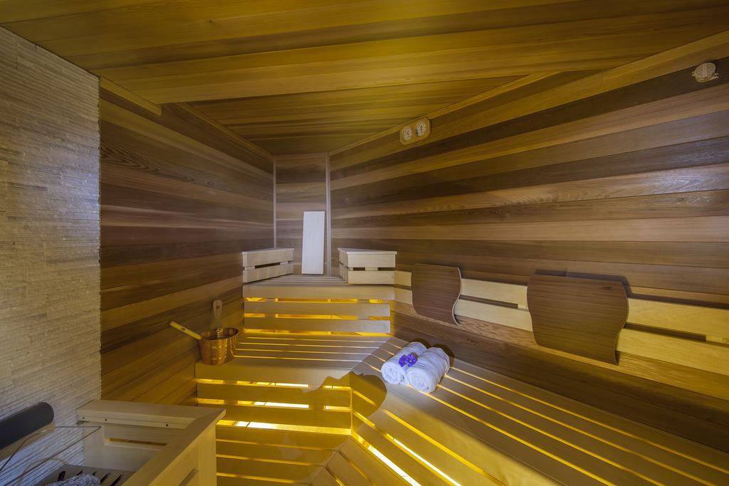 Garni Hotel Miara - Your Dolomites Home Selva di Val Gardena Luaran gambar