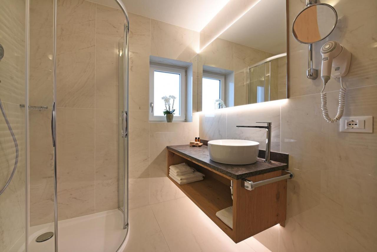 Garni Hotel Miara - Your Dolomites Home Selva di Val Gardena Luaran gambar